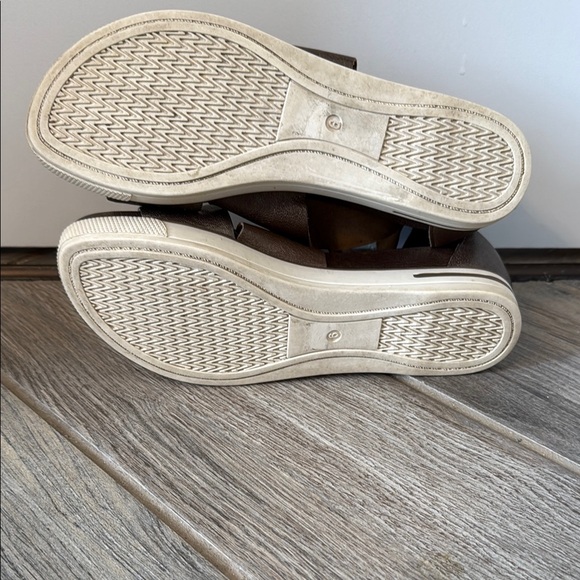 Eileen Fischer Sport Tumbled Bronze Metallic Leather Sneaker Sandals Sz 6 - Picture 7 of 7